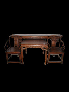 LOT 5409 花梨木雕